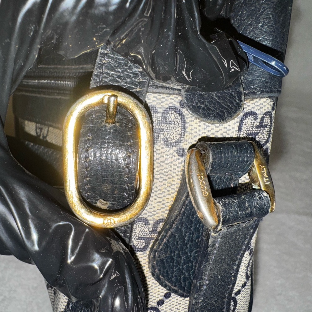 🚨SOLD🚨Gucci Vintage GG Monogram Supreme Sherry Web Ophidia Camera Shoulder Bag. - Picture 14 of 16